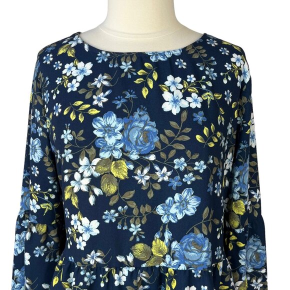Time and Tru Blouse Womens XXL 2XL Blue Floral Bell Sleeves - Picture 3 of 8